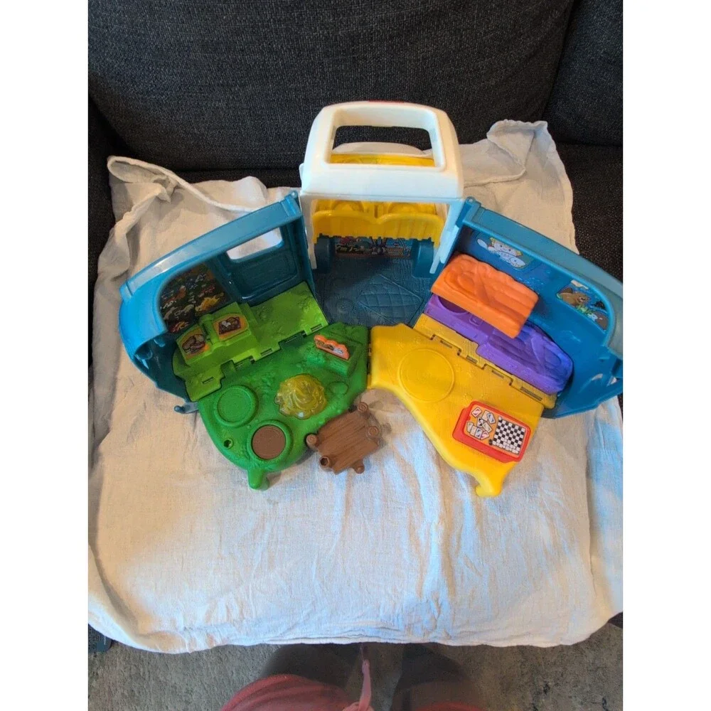 Fisher-Price Little People Camper RV Sounds and Lights Toy